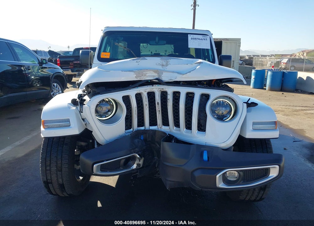 2023 JEEP WRANGLER 4XE SAHARA 4X4 VIN: 1C4JJXP67PW686372