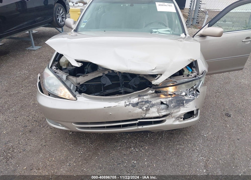 2004 TOYOTA CAMRY XLE V6 VIN: 4T1BF30K84U586323