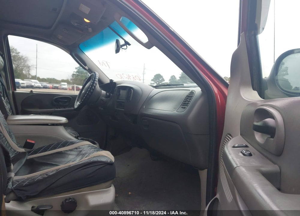 2002 FORD F-150 LARIAT/XLT VIN: 1FTRW07LX2KE20653
