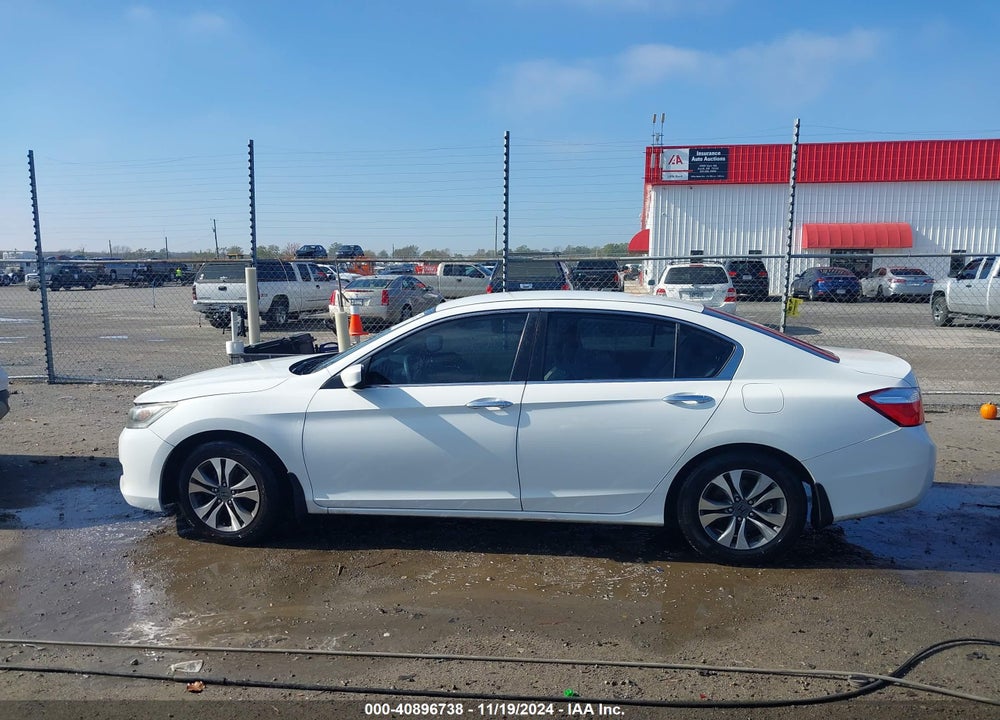 2013 HONDA ACCORD LX VIN: 1HGCR2F35DA054833
