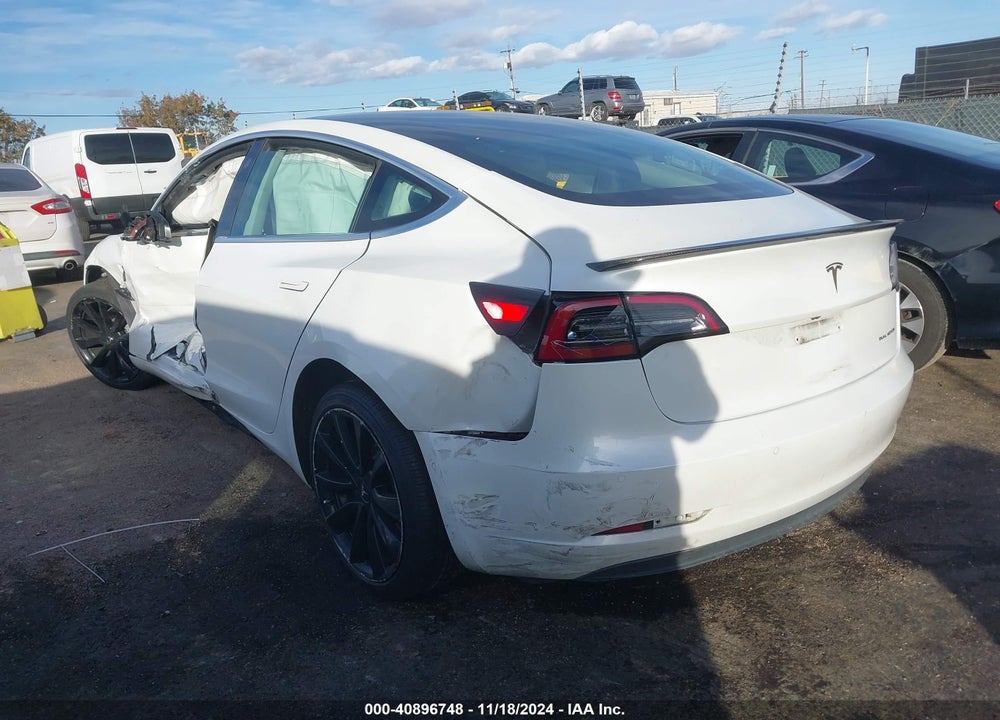 2019 TESLA MODEL 3 LONG RANGE/PERFORMANCE VIN: 5YJ3E1EB4KF194678