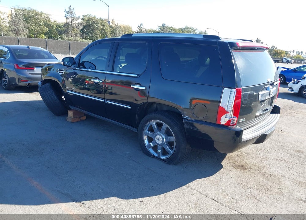 2011 CADILLAC ESCALADE PREMIUM VIN: 1GYS4CEF4BR100980