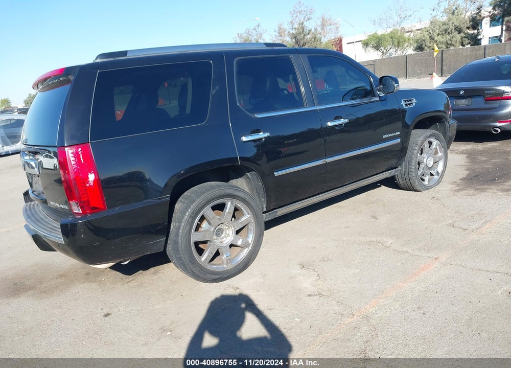 2011 CADILLAC ESCALADE PREMIUM VIN: 1GYS4CEF4BR100980