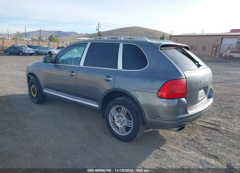2005 PORSCHE CAYENNE S VIN: WP1AB29P15LA62411