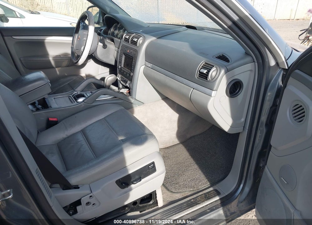 2005 PORSCHE CAYENNE S VIN: WP1AB29P15LA62411