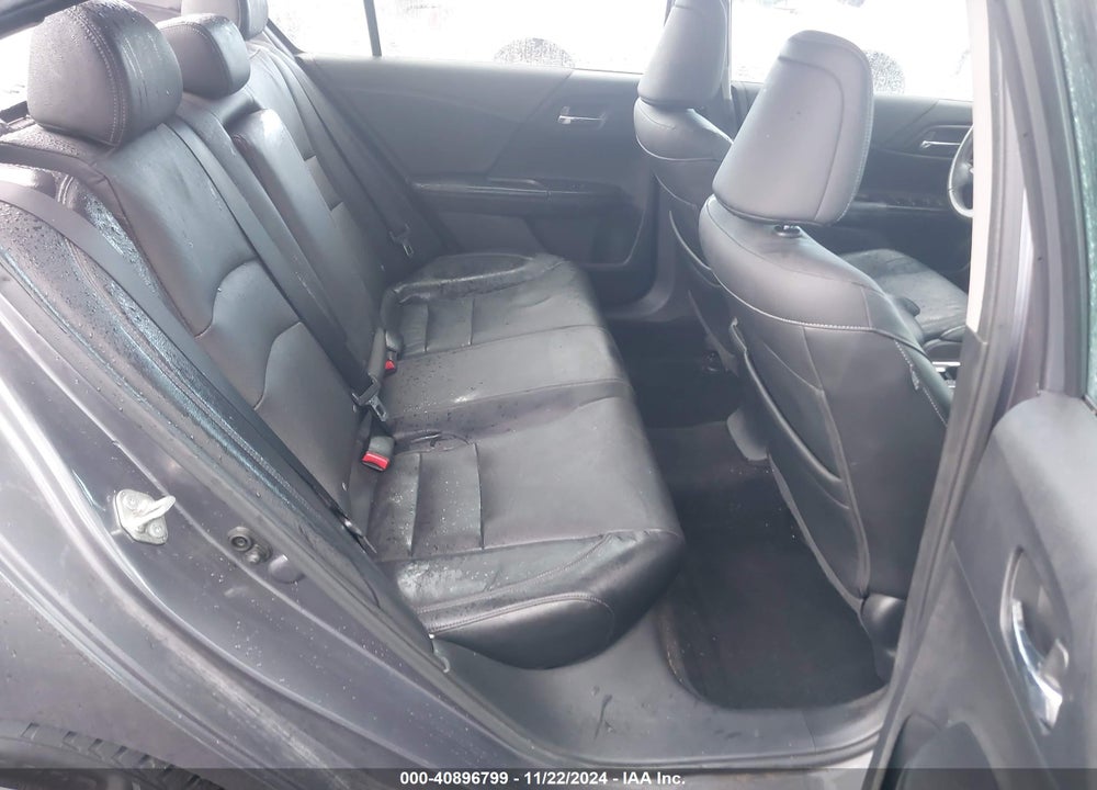 2015 HONDA ACCORD VIN: 1HGCR2F81FA087522