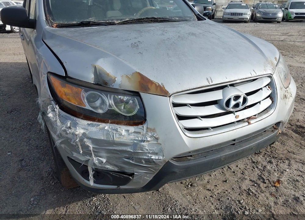 2010 HYUNDAI SANTA FE GLS VIN: 5NMSG3AB3AH400979