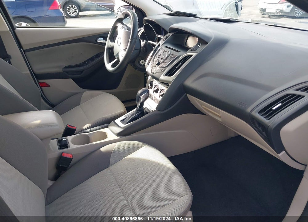 2014 FORD FOCUS SE VIN: 1FADP3F21EL199319