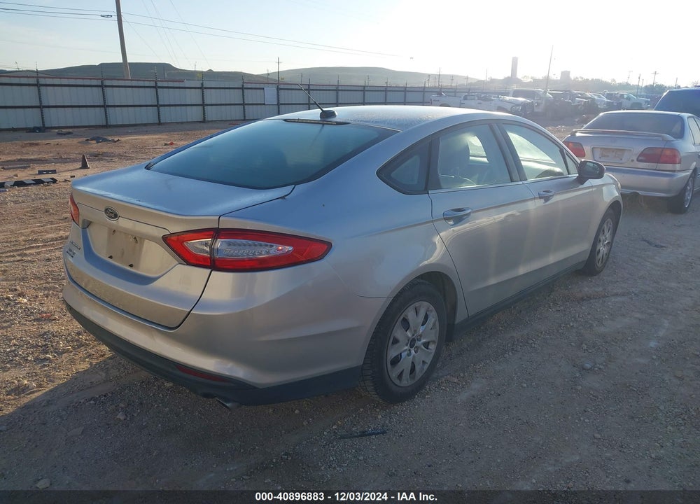 2013 FORD FUSION S VIN: 3FA6P0G75DR342953