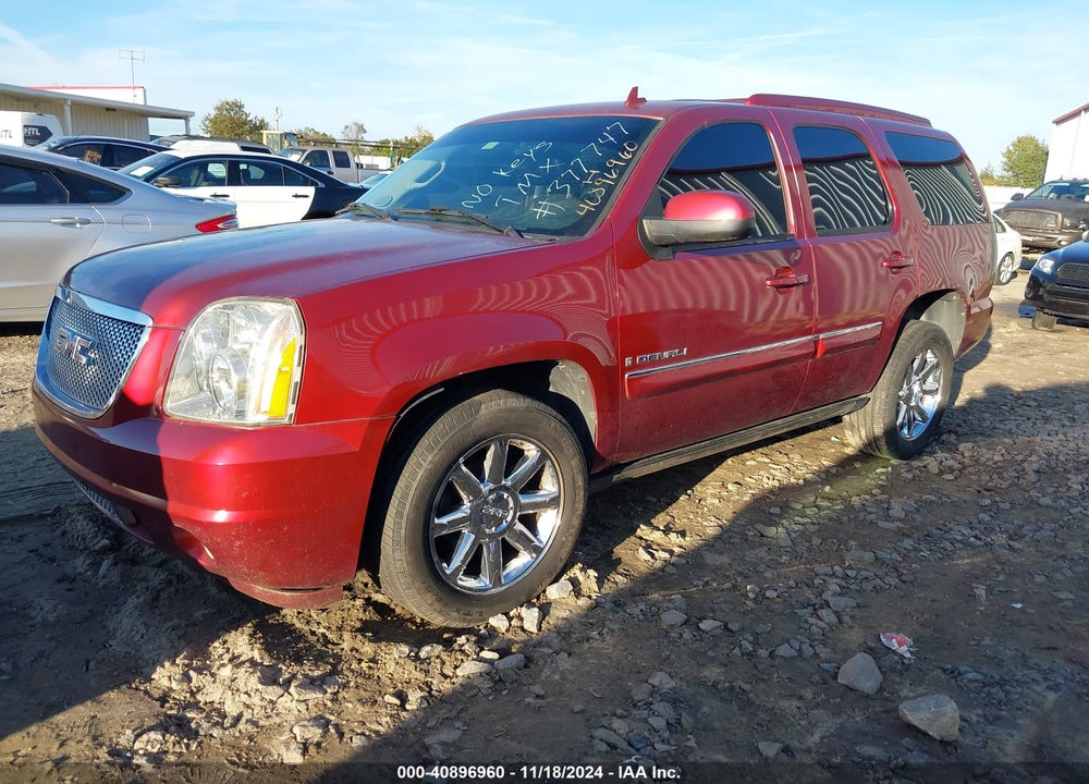 2007 GMC YUKON DENALI VIN: 1GKFK63857J377747