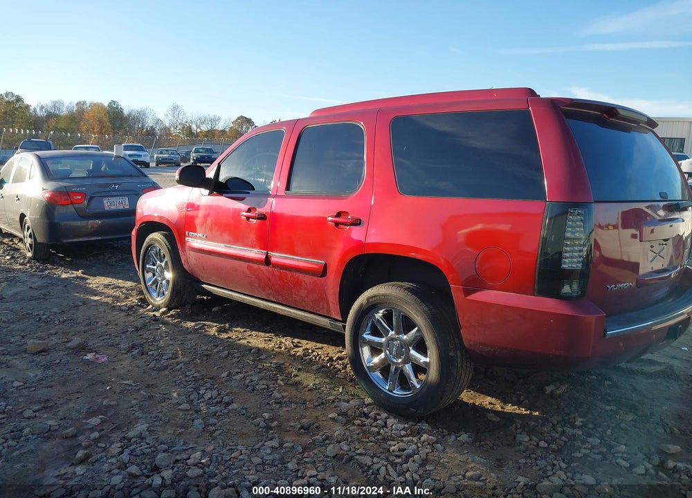 2007 GMC YUKON DENALI VIN: 1GKFK63857J377747