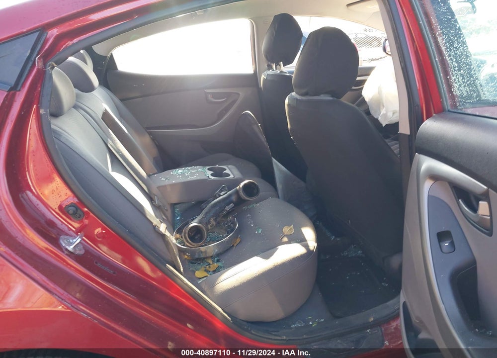 2016 HYUNDAI ELANTRA SE VIN: 5NPDH4AE9GH687861