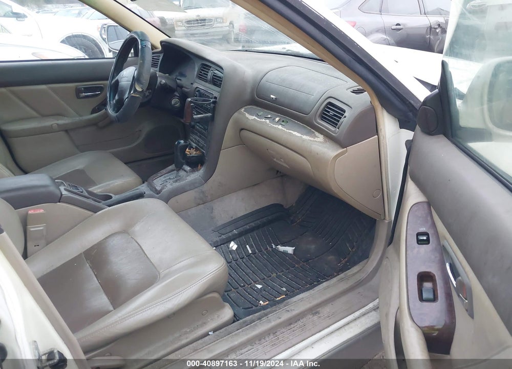 2001 SUBARU OUTBACK H6-3.0 VIN: 4S3BH806817667878