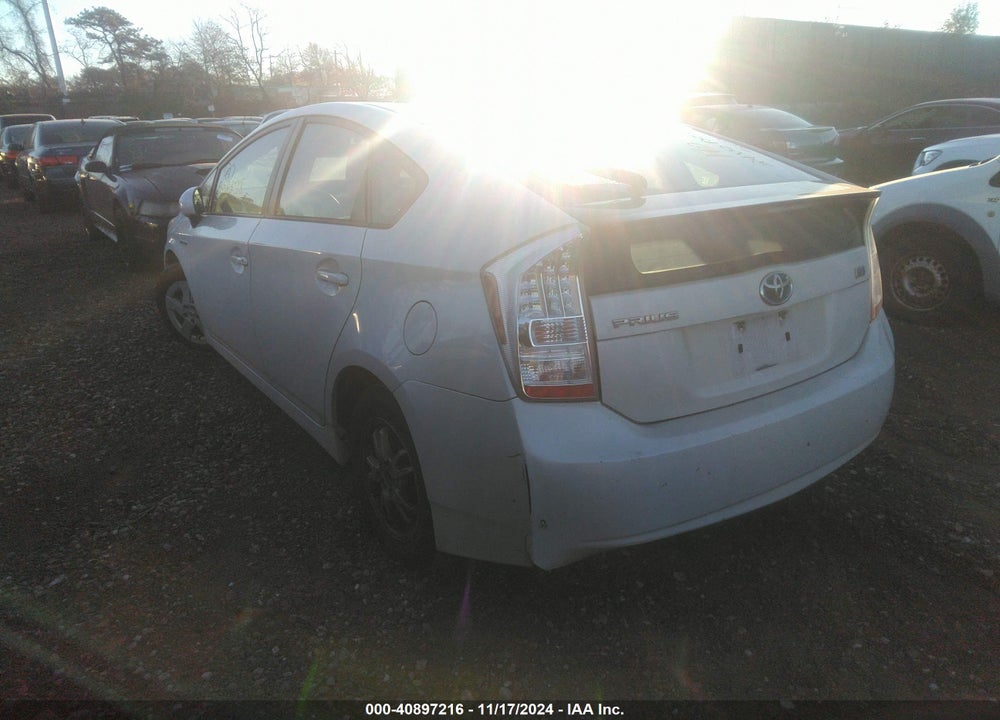 2011 TOYOTA PRIUS THREE VIN: JTDKN3DU4B1446366