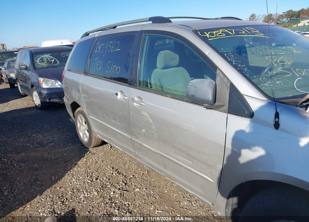 2004 TOYOTA SIENNA LE VIN: 5TDZA23CX4S219556