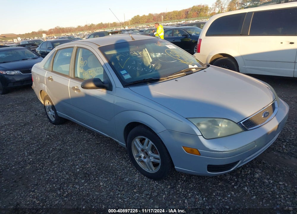 2007 FORD FOCUS S/SE/SES VIN: 1FAFP34N67W175380