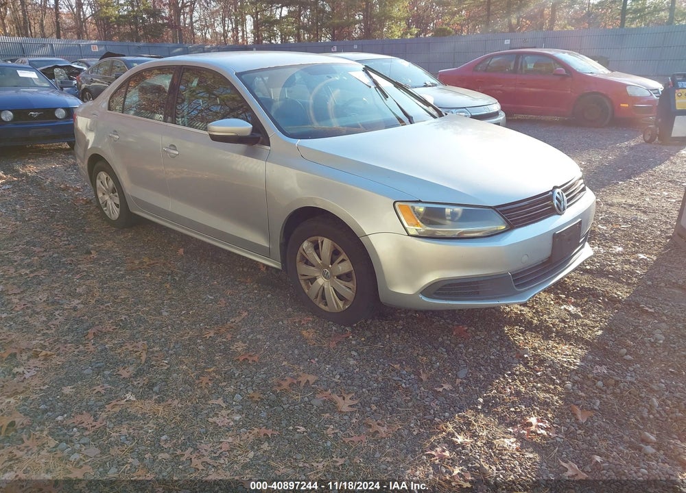 2013 VOLKSWAGEN JETTA 2.5L SE VIN: 3VWDP7AJ5DM380465