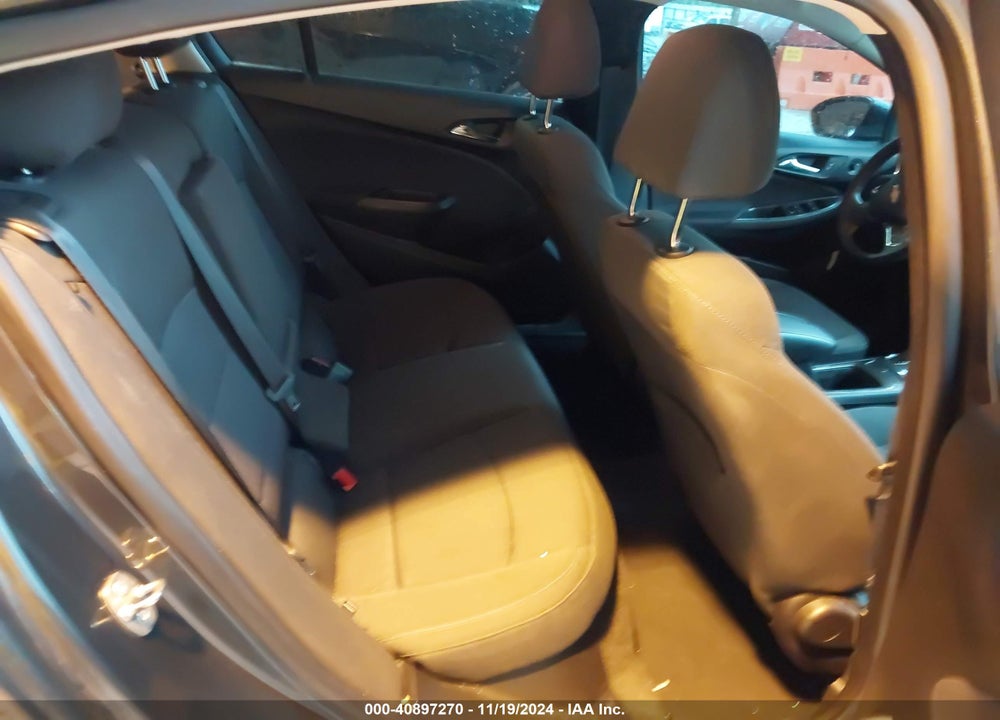 2018 CHEVROLET CRUZE VIN: 1G1BE5SM2J7176475