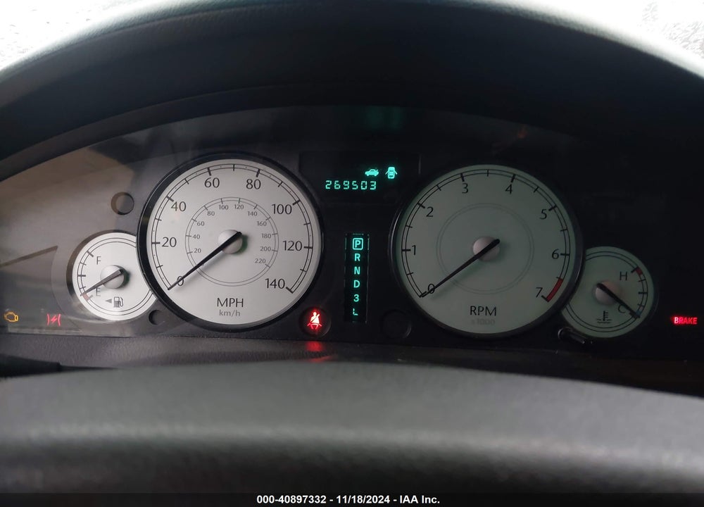2006 CHRYSLER 300 VIN: 2C3LA43R66H138128