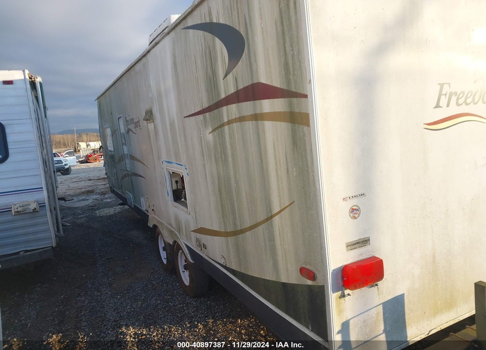 2009 DUTCHMEN FREEDOM SPIRIT. VIN: 47CTDFN289M436243