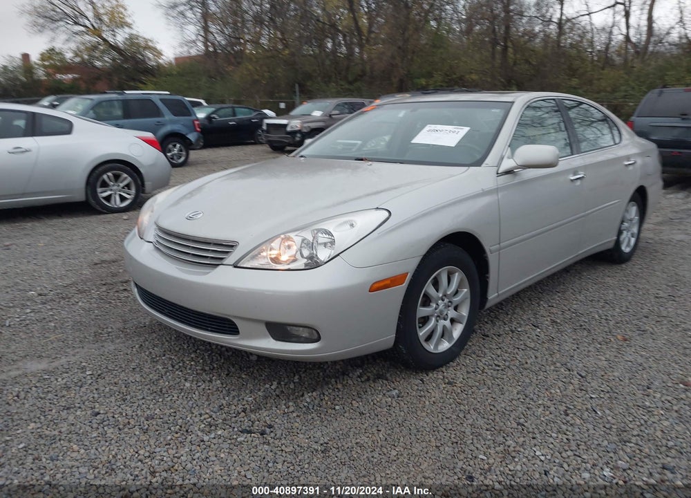 2002 LEXUS ES 300 VIN: JTHBF30G825009068