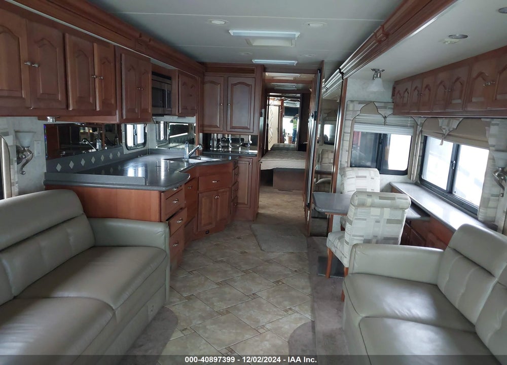 2006 FREIGHTLINER CHASSIS X LINE MOTOR HOME VIN: 4UZACHCY76CW27499