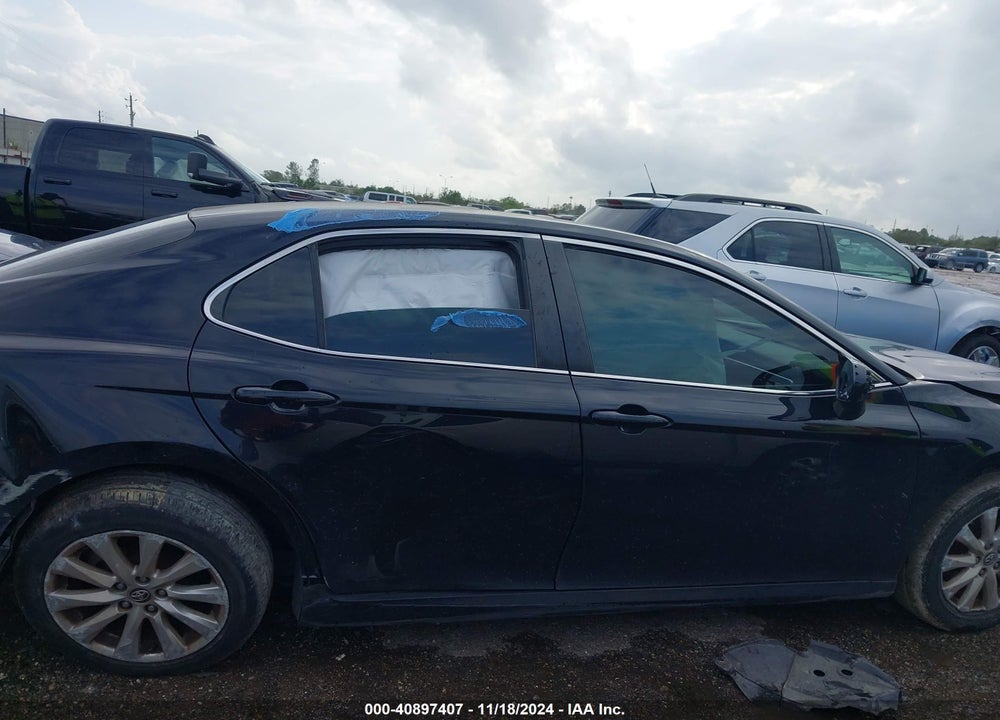 2018 TOYOTA CAMRY LE VIN: JTNB11HK4J3029224