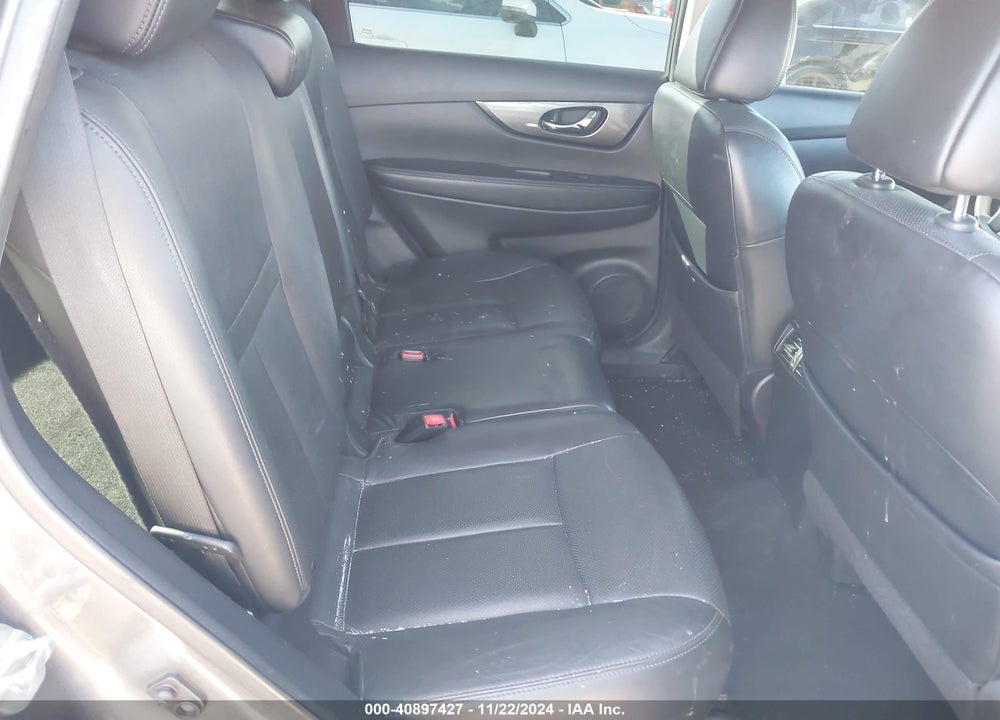 2015 NISSAN ROGUE SL VIN: 5N1AT2MV9FC770441