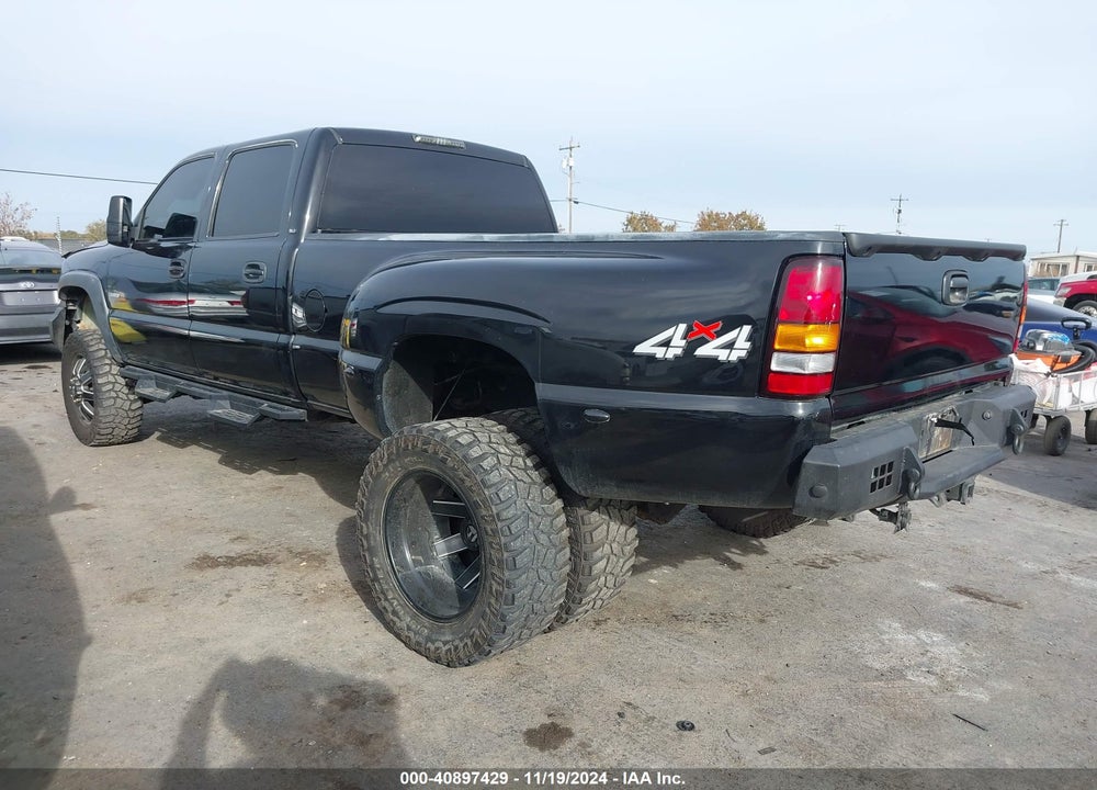 2007 GMC SIERRA 3500 CLASSIC SLT VIN: 1GTJK33D27F174478