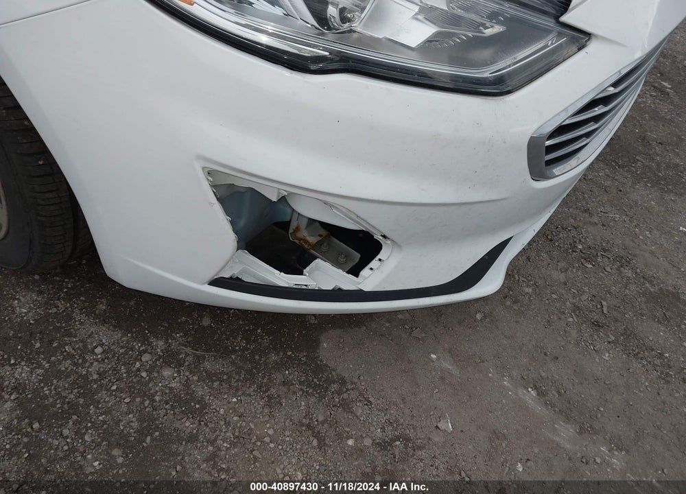 2020 FORD FUSION VIN: 3FA6P0T92LR225322