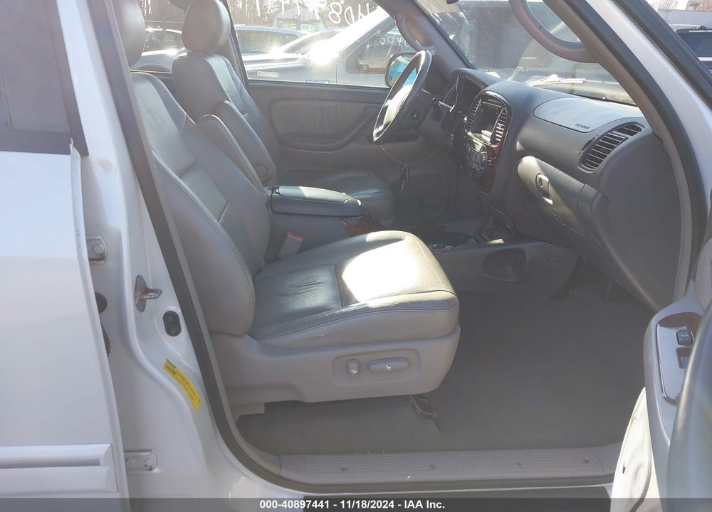 2007 TOYOTA SEQUOIA LIMITED V8 VIN: 5TDBT48A77S291379