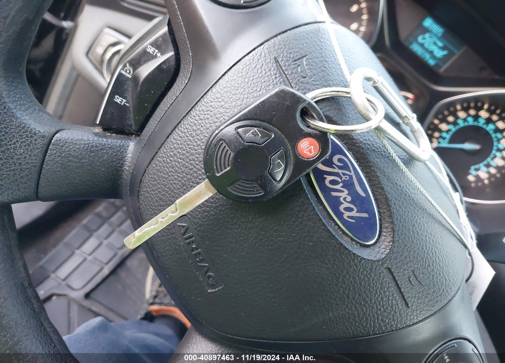 2013 FORD ESCAPE S VIN: 1FMCU0F72DUB65869