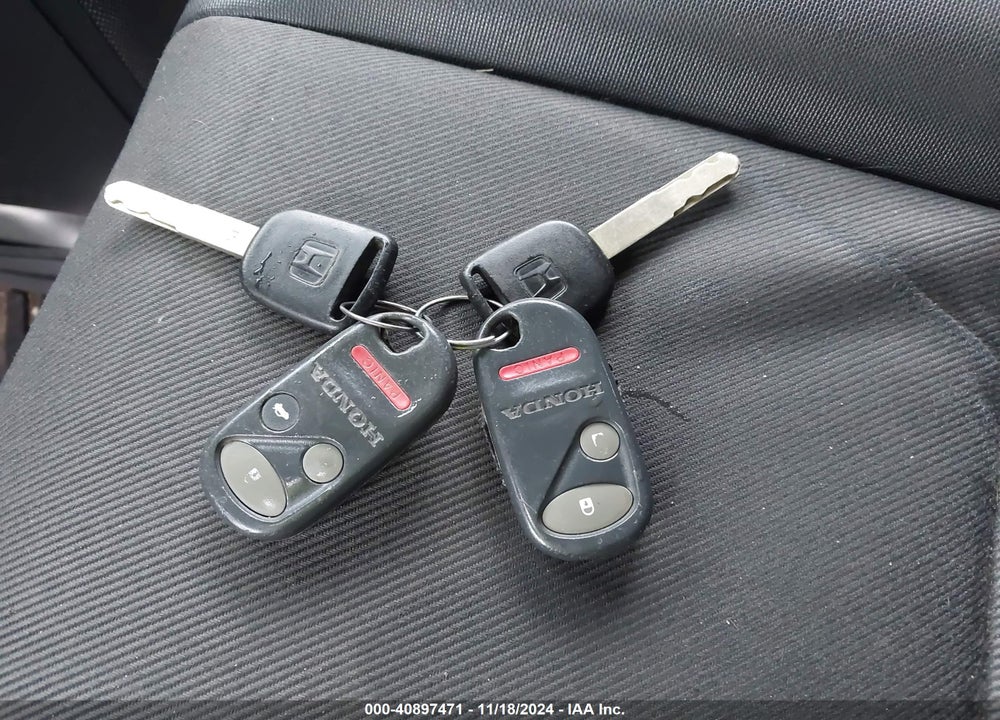 2004 HONDA ELEMENT EX VIN: 5J6YH28644L015387