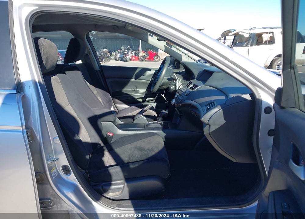 2010 HONDA ACCORD 2.4 LX VIN: 1HGCP2F3XAA131407
