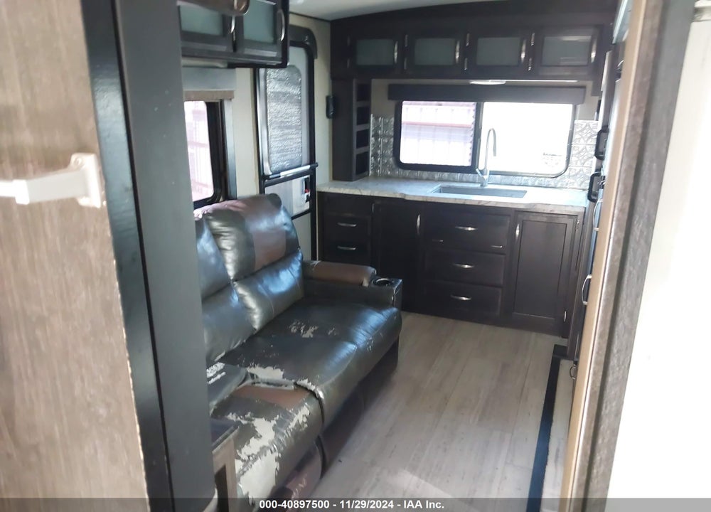 2018 GRAND DESIGN OTHER VIN: 573TE2826J5501309