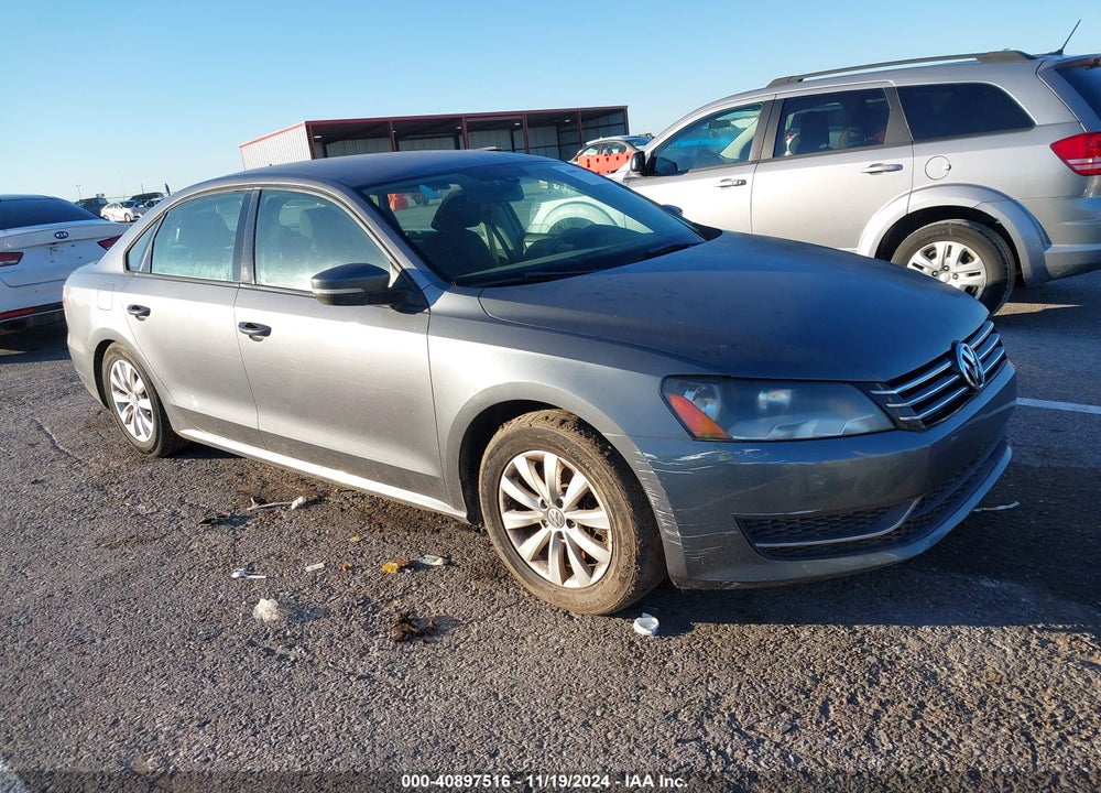 2013 VOLKSWAGEN PASSAT 2.5L S VIN: 1VWAH7A3XDC087776