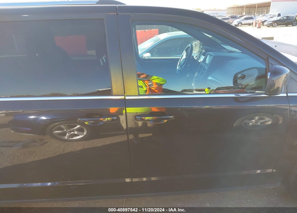 2018 DODGE GRAND CARAVAN SXT VIN: 2C4RDGCG0JR267739