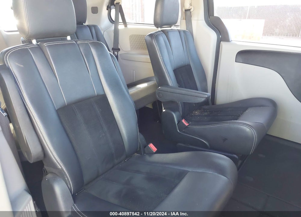 2018 DODGE GRAND CARAVAN SXT VIN: 2C4RDGCG0JR267739