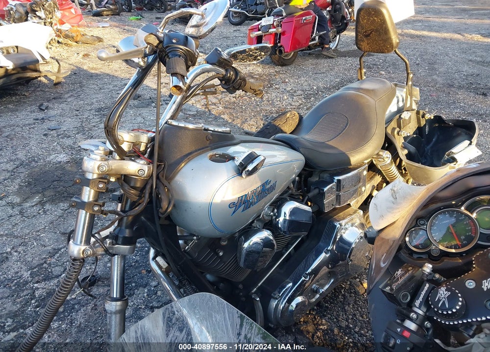 2004 HARLEY-DAVIDSON FXDLI VIN: 1HD1GNW1X4K302823