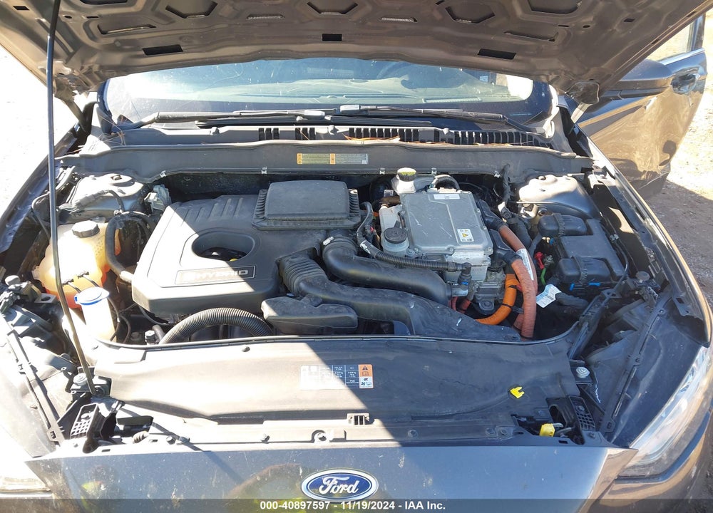 2019 FORD FUSION HYBRID VIN: 3FA6P0LU3KR188171