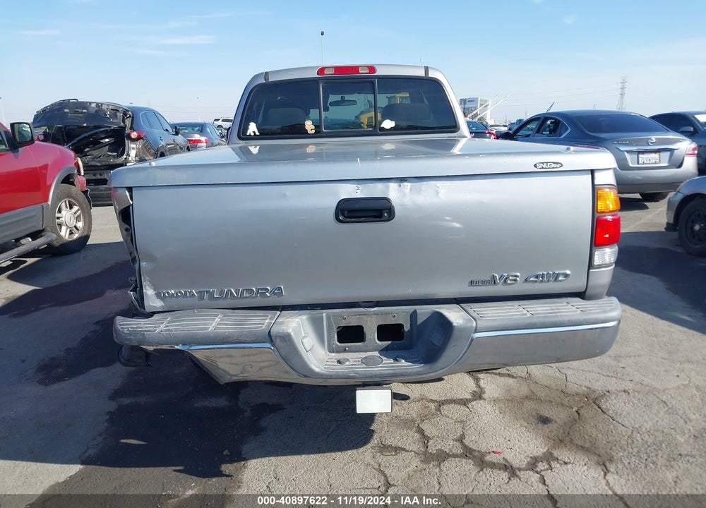 2001 TOYOTA TUNDRA SR5 V8 VIN: 5TBBT441X1S204516