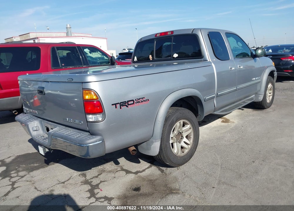 2001 TOYOTA TUNDRA SR5 V8 VIN: 5TBBT441X1S204516