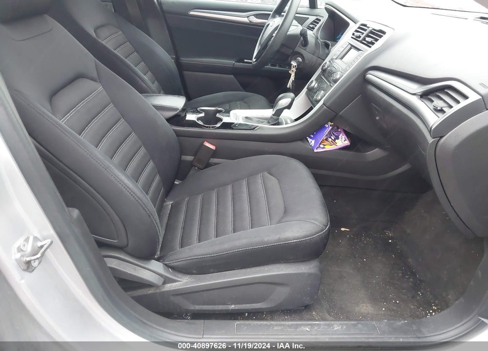 2014 FORD FUSION SE VIN: 3FA6P0HD2ER305302