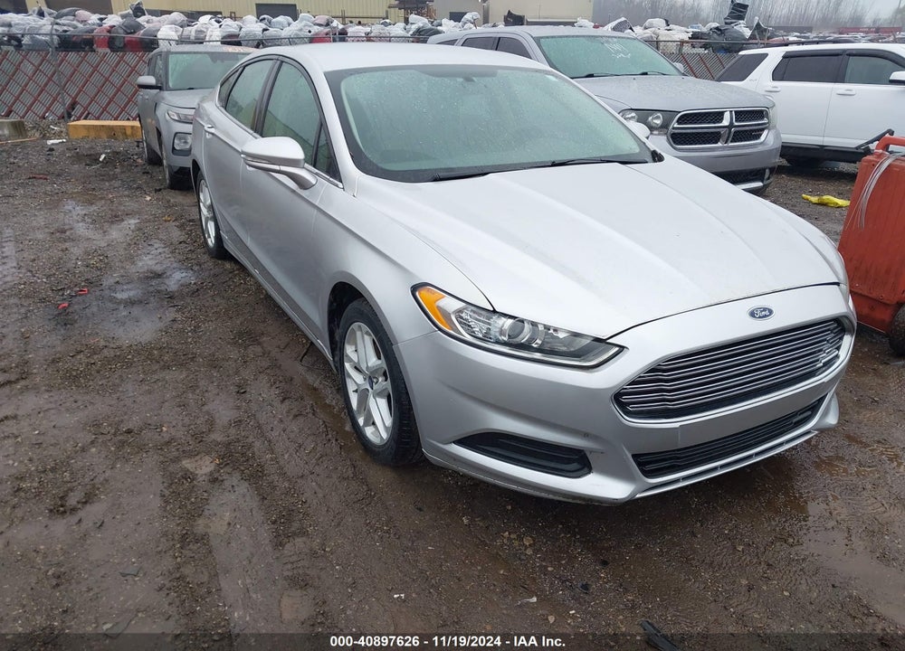 2014 FORD FUSION SE VIN: 3FA6P0HD2ER305302