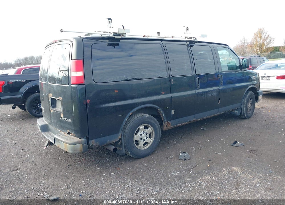 2004 CHEVROLET EXPRESS VIN: 1GNFH15T541179588