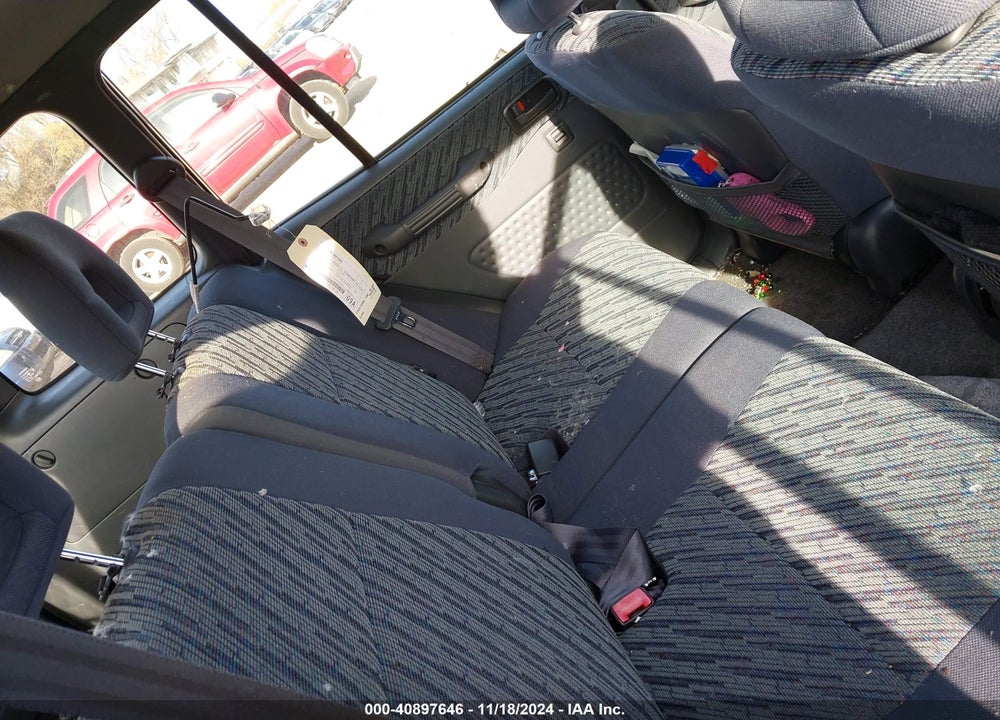 1999 TOYOTA RAV4 VIN: JT3HP10V8X7118688