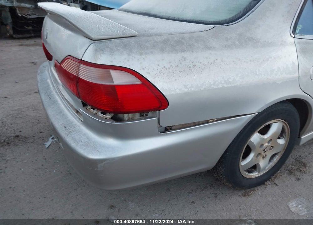 1999 HONDA ACCORD EX V6 VIN: 1HGCG1651XA042734