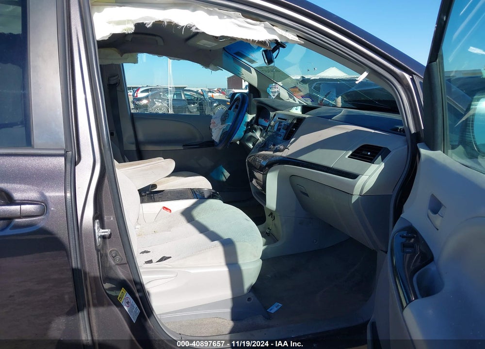2012 TOYOTA SIENNA LE V6 8 PASSENGER VIN: 5TDKK3DC6CS253592