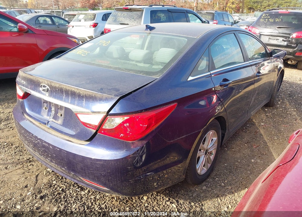 2013 HYUNDAI SONATA GLS VIN: 5NPEB4AC6DH627861
