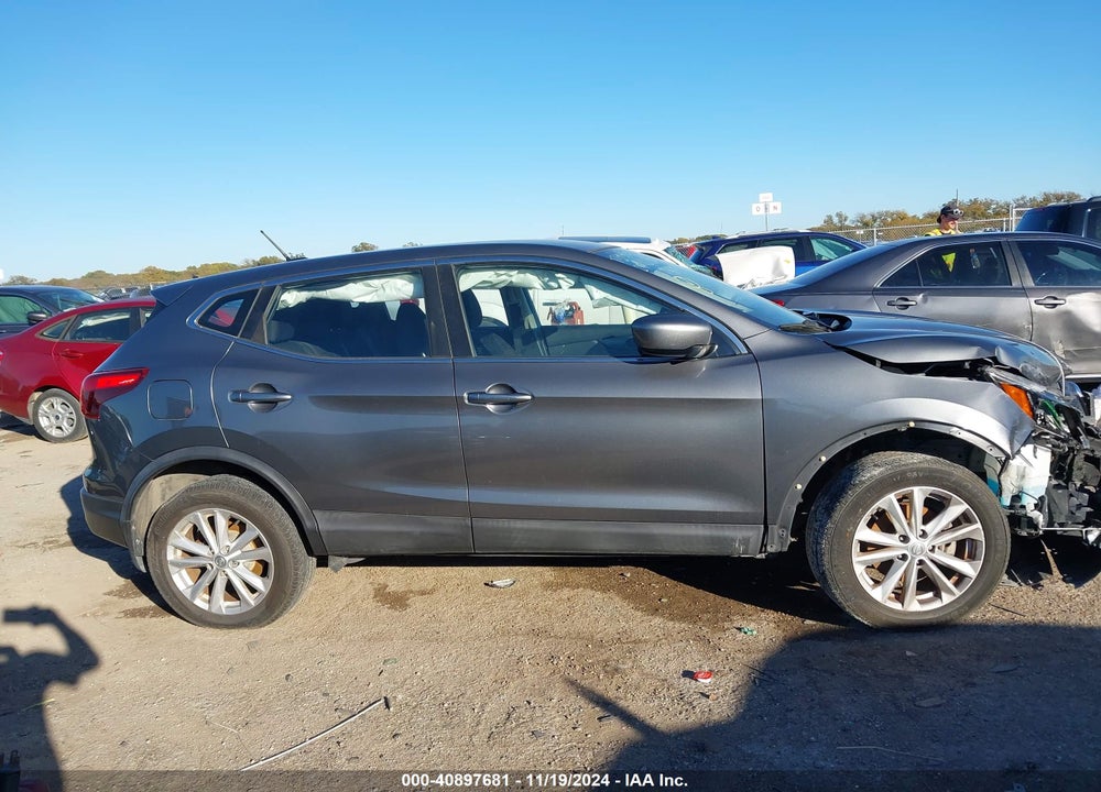 2018 NISSAN ROGUE SPORT S VIN: JN1BJ1CP0JW100640